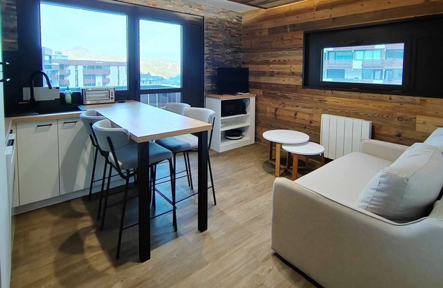 Exceptional apartment. 4 people renovated mountain/modern very cozy and beautiful
