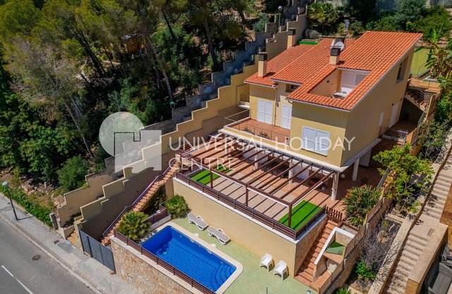 Exclusive 6-bedroom VILLA for 10 people A610-141 VILLA MORAMAR