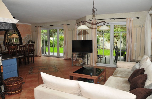 Exclusive apartment with 3 separate bedrooms
