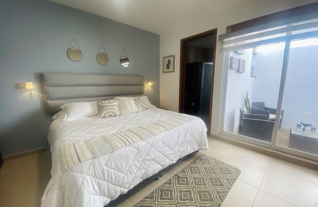 Executive House Excellent Modern Location/Cozy and Clean Home near Downtown