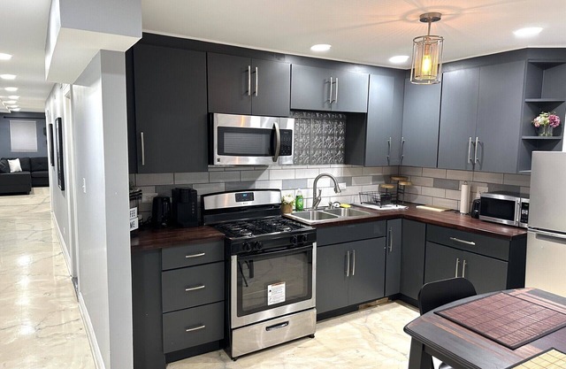 Experience Elegance at Paramount
