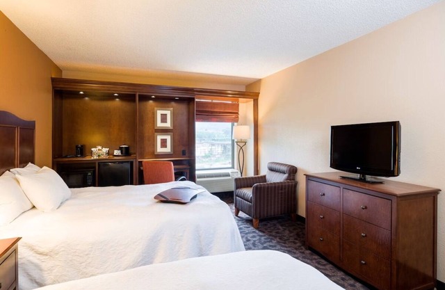 Experience Indoor Pool Suite Near FQ Hartman Park Pets Welcome | 3 Units