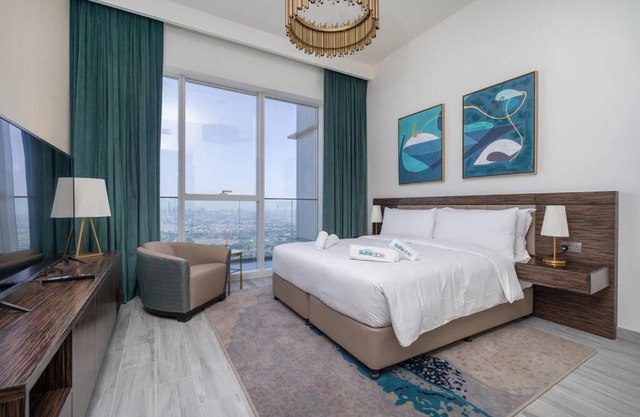 Exquisite Apartment Minutes Away from the Beach