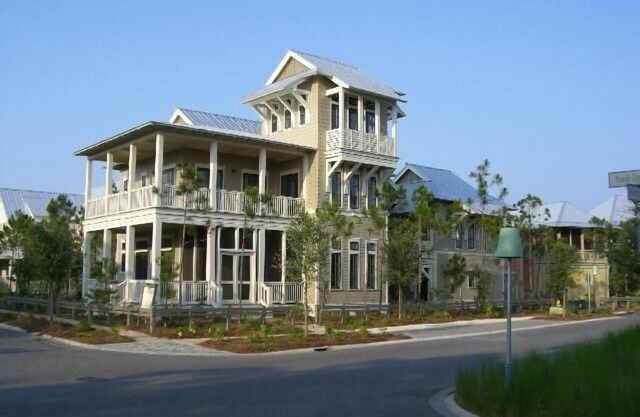 EXQUISITE WATERCOLOR CARRIAGE HOUSE! SLEEPS 2-4-COME TO THE BEACH & ENJOY 30A!