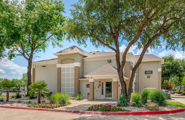 Extended Stay America Suites Arlington