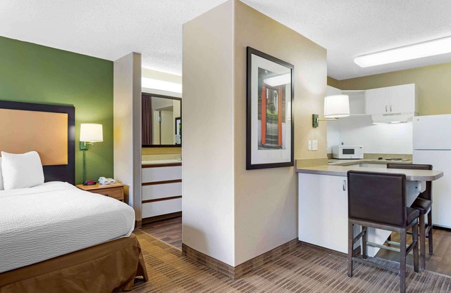 Extended Stay America Suites Houston Galleria Uptown