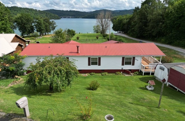 EZ 2 the Lake-Norris Lake front with rare flat lot and no stairs to dock