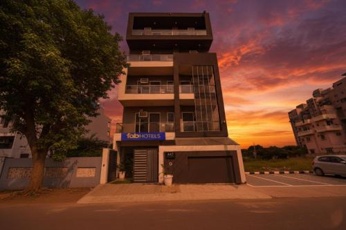 FabExpress Alpha Near Golf Course Road Gurgaon
