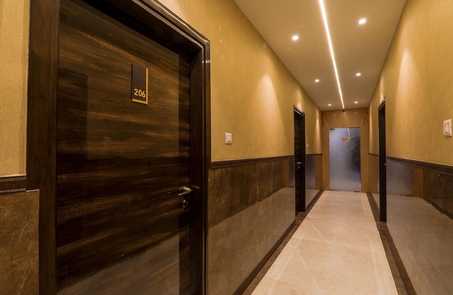 Fabhotel Maya Crystal
