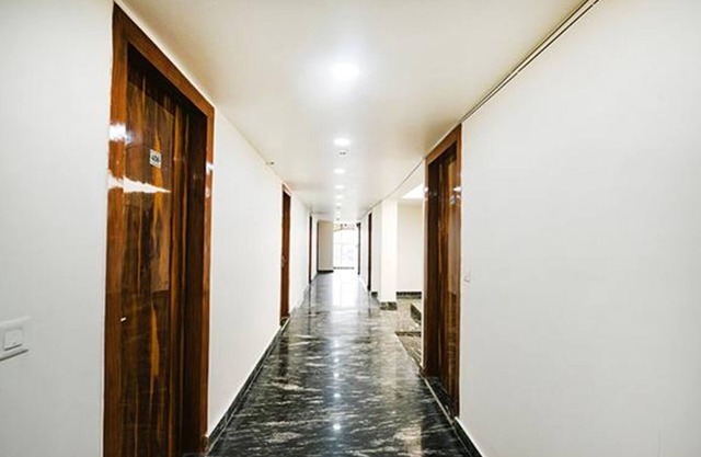 Fabhotel Mona Continental