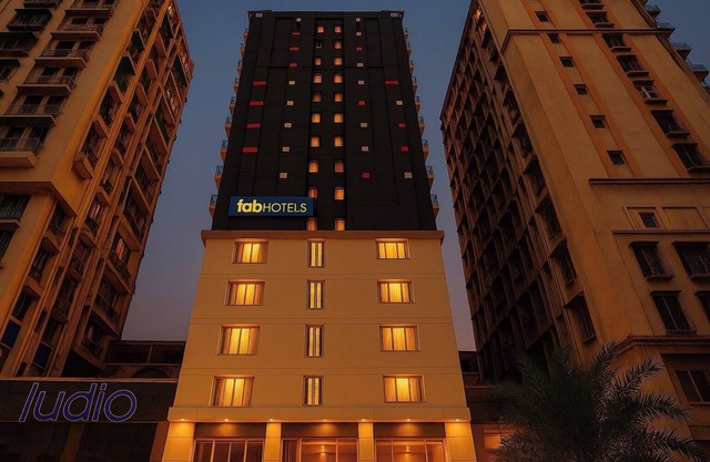 Fabhotel Prime Cloud 9