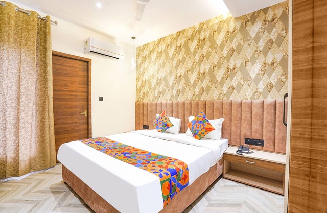 Fabhotel The Comfort Inn