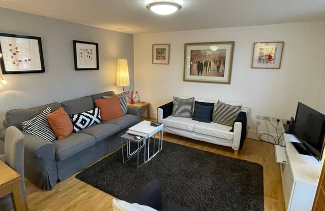 Fabulous apartment close Cutty Sark,river,restaurants,shops,Royal Park and more
