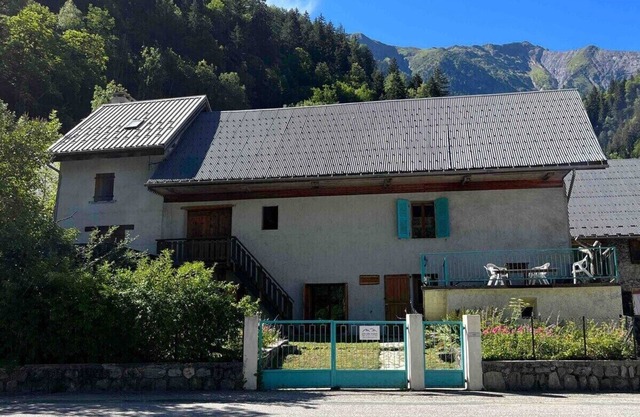 Fabulous Modern Farmhouse, Ski/Cycle/Hike, Venosc - SLEEPS 7