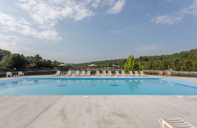 Fairway To Heaven 3 Bedroom Condo by RedAwning