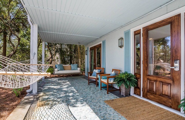 Fall Dates Available! Private Heated Pool! Spacious Backyard! Recently Renovated!