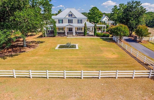 Families, weddings and corporate retreats, close to Athens, Georgia