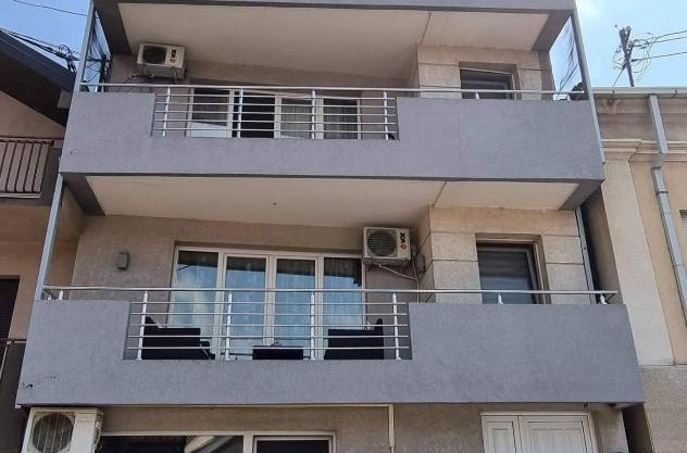 Family Apartmani Le