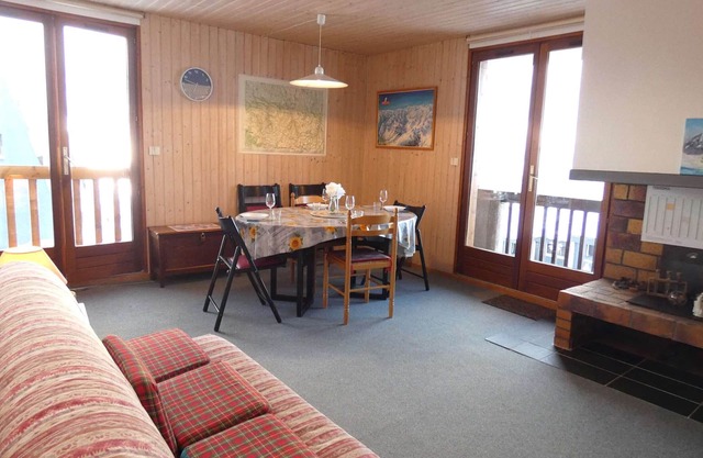 Family chalet for 6 pers. 800m from ski lifts - Saint-Lary-Soulan.