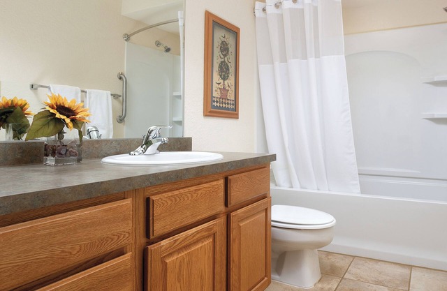 Family-Friendly Condo w/Nearby State Park & River, Full Kitchen & Resort Pool