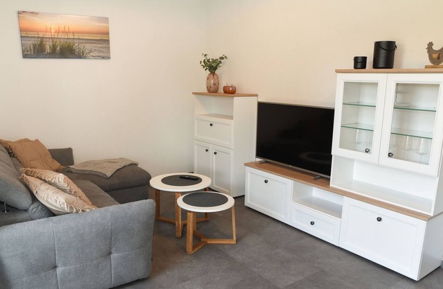 Family-friendly holiday apartment with bio sauna and parking space near the lake