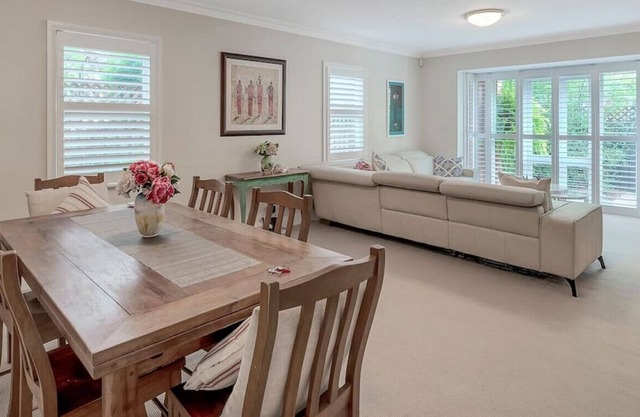 Family Friendly Home w/ Sydney At Your Doorstep
