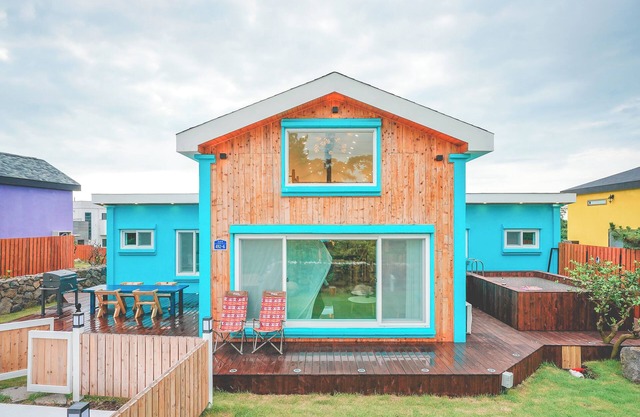 Family Friendly, super house in jeju. Beautiful, Bright Villa
