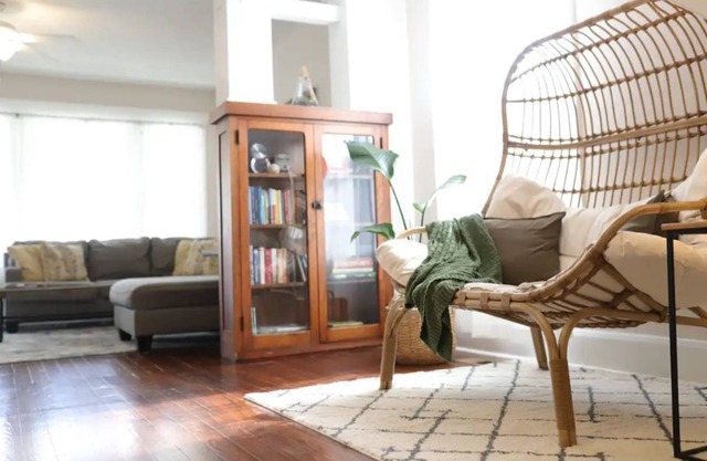 Family Friendly! Walkable to downtown shops. Backyard playhouse and fire pit!