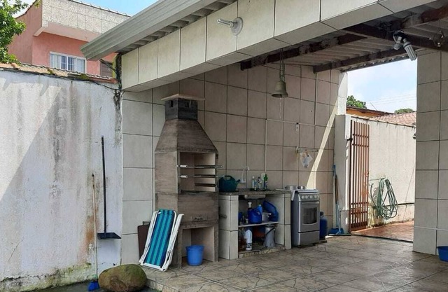Family house in the center - 15 minutes walk from the beach and near the bus station