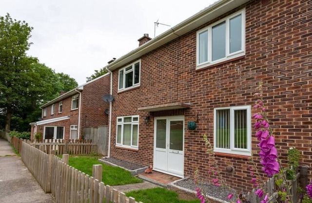 Family House★Contractors★Pembroke Port★Parking