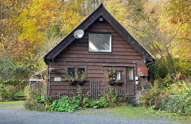 Family/pet-friendly woodland retreat in Mortimer Country near historic Ludlow
