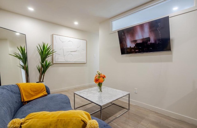 Fantastic and Spacious 3BR near Westmount DT MTL