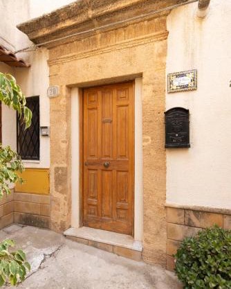 Farfallino's House