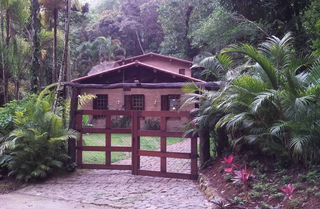 Farm house in Felix Beach