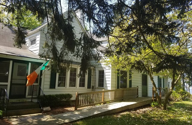 Feirin De-a Magnificent Old Home on Lake Michigan