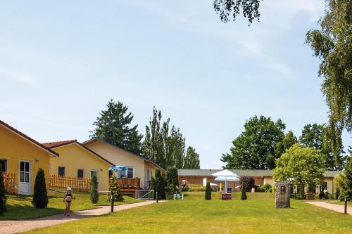 Ferienanlage - Zum See & Hotel