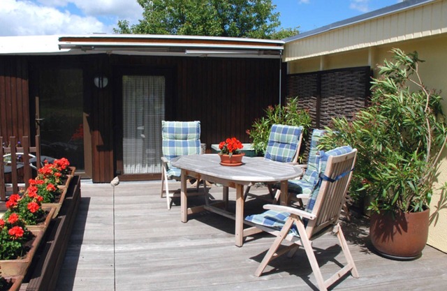 Ferienappartement Having - Holiday apartments under a thatched roof with lake view