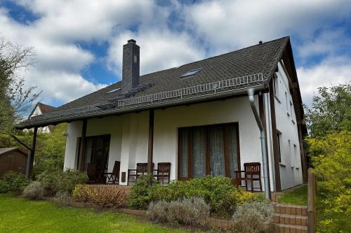 Ferienhaus Lotz mit drei Ferienwohnungen in Putbus auf Rügen