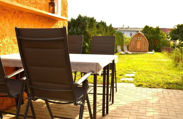 Ferienhaus mit Sauna und Garten