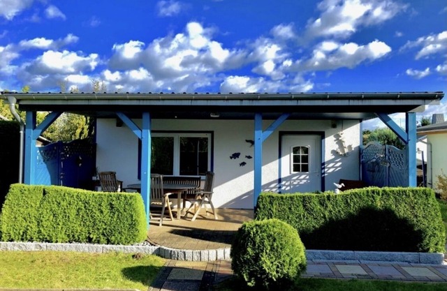 Ferienhaus - nur 80 Meter bis zum Naturstrand