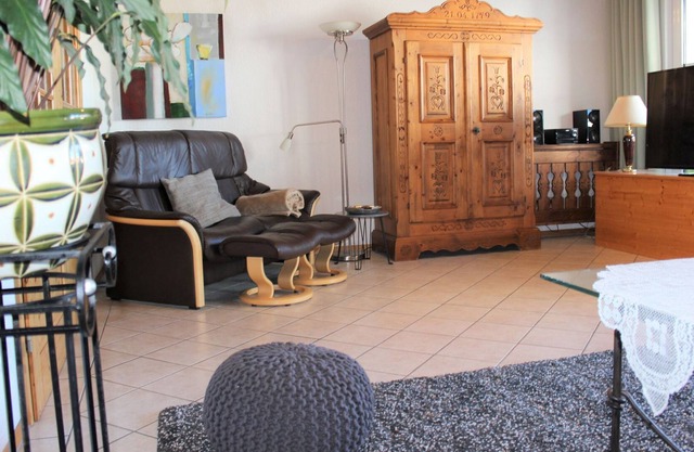 Ferienwohnung, 102 qm mit 2 Schlafzimmer für max. 4 Personen