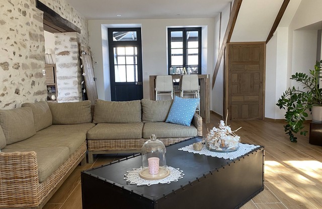 Ferme du Châtaignier, elegant in Essonne, near Paris
