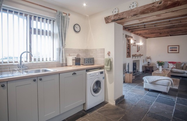 Fferm-Llong - Ship Farm 2 Bed- Rhossili