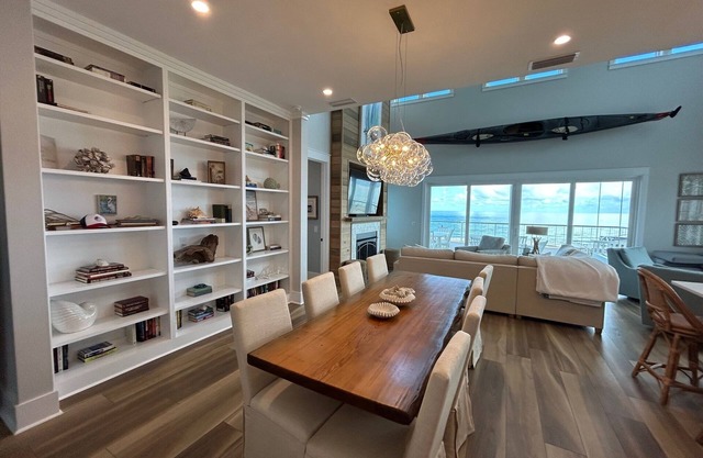 FINALEIGH! NEW Beautiful Gulf Front Home on St George Island, Florida