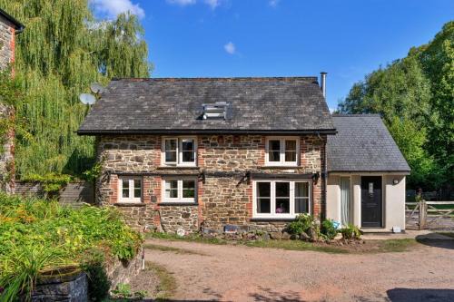 Finest Retreats - Marsh Cottage