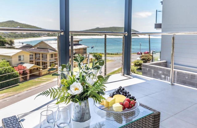 Fingal Bay View Unit 1 16 Tuna Crescent