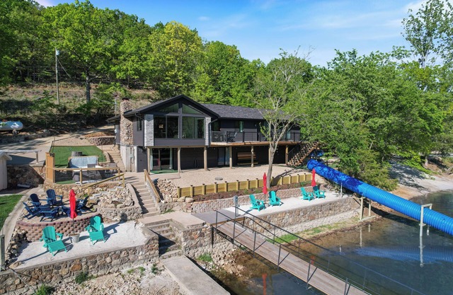 Firepit, Hot Tub, Kayak, Games In & Out, Spacious