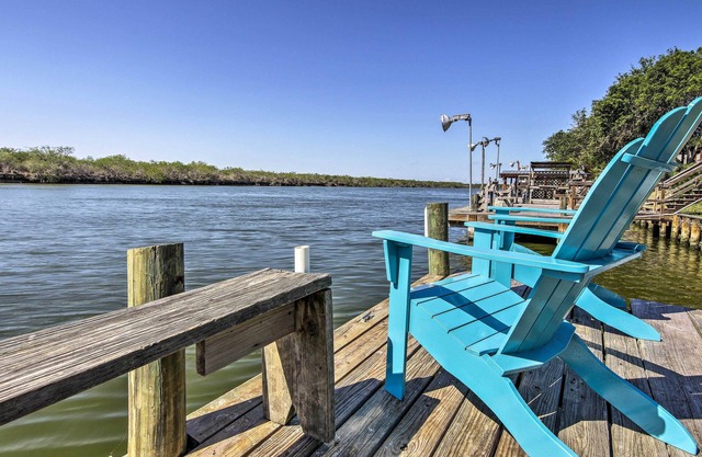 Fishing Dock on Arroyo River! Stylish Studio