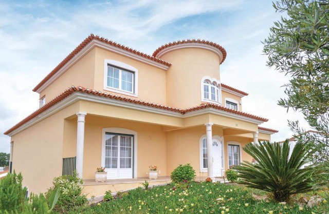 Five-Bedroom Holiday Home in Miragaia