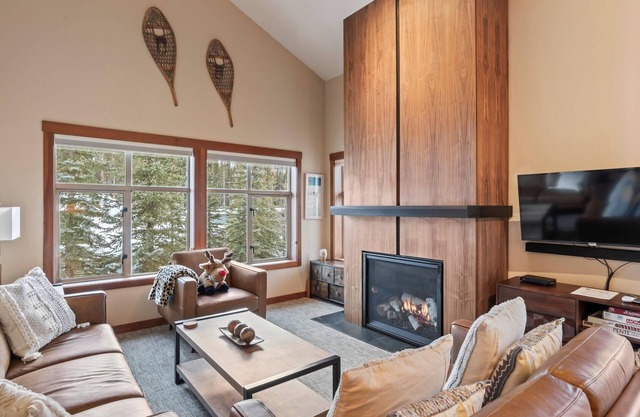 Five Star Luxury Ski-In Ski-Out with Mountain Views